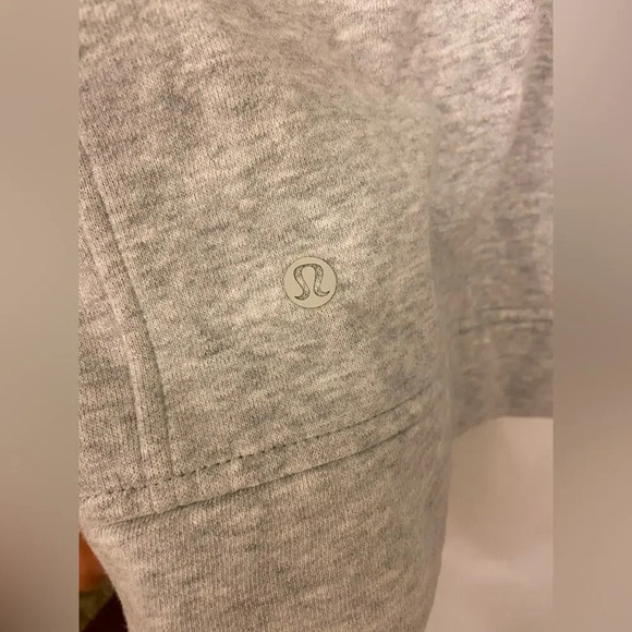 Lululemon Back To It Wrap Sweater Heathered Vapor Size 2 - Picture 9 of 9